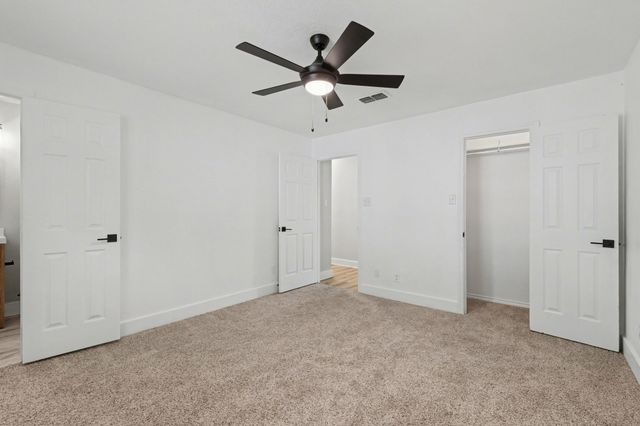100 Pecan Circle, Trenton, TX 75490