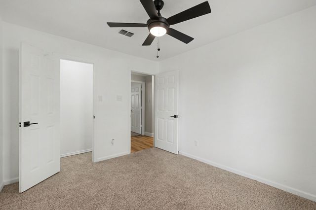 100 Pecan Circle, Trenton, TX 75490