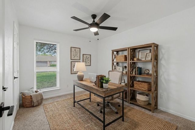 100 Pecan Circle, Trenton, TX 75490