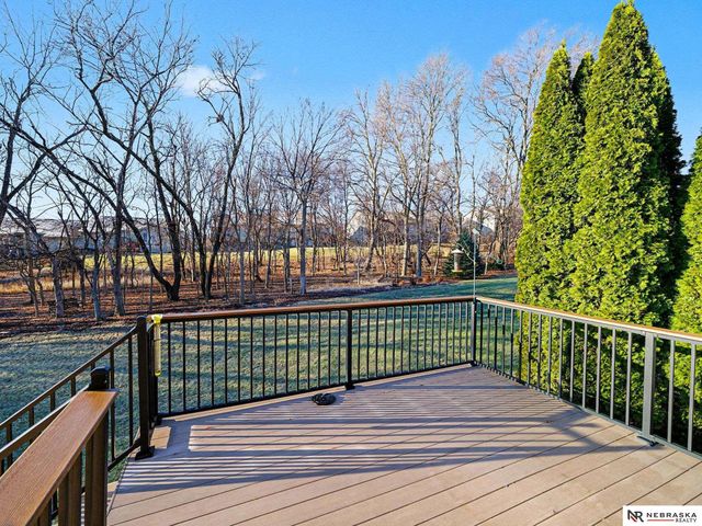 4915 Fountain Drive, Bellevue, NE 68133