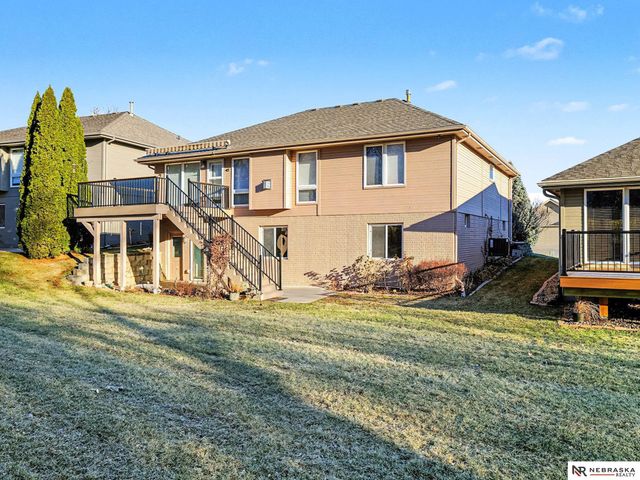 4915 Fountain Drive, Bellevue, NE 68133