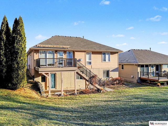 4915 Fountain Drive, Bellevue, NE 68133