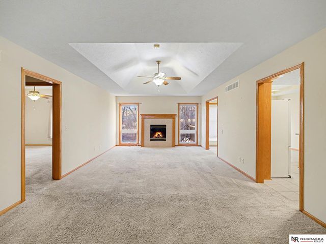 4915 Fountain Drive, Bellevue, NE 68133