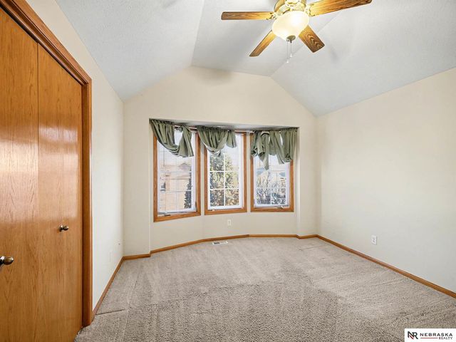 4915 Fountain Drive, Bellevue, NE 68133