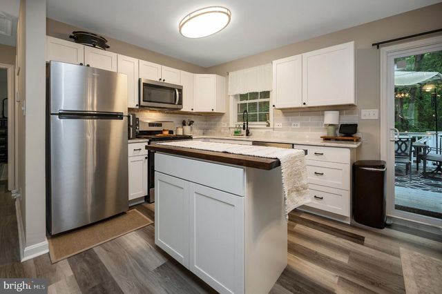 5515 S BRANCH RD, Fredericksburg, VA 22407