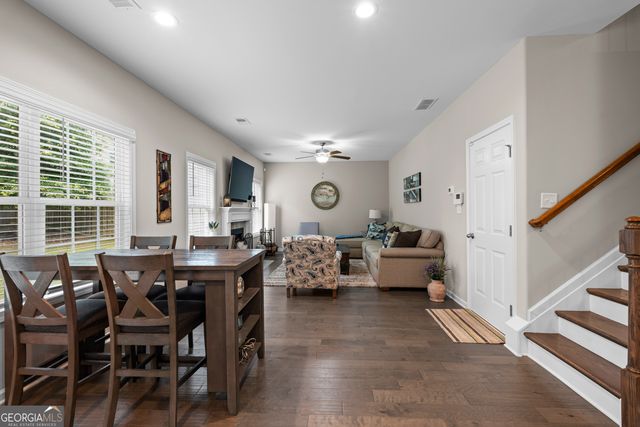 7 S York Drive, Newnan, GA 30265