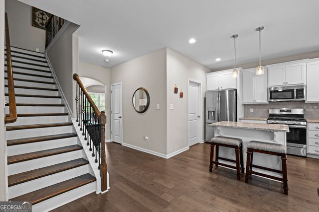 7 S York Drive, Newnan, GA 30265