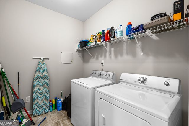 7 S York Drive, Newnan, GA 30265