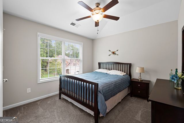 7 S York Drive, Newnan, GA 30265