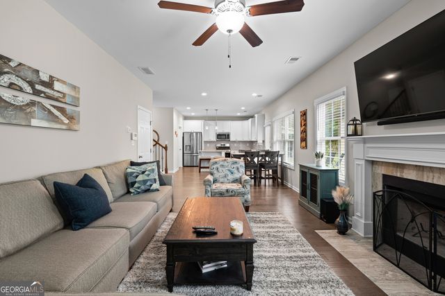 7 S York Drive, Newnan, GA 30265