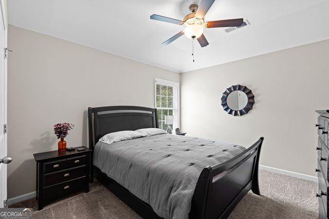 7 S York Drive, Newnan, GA 30265