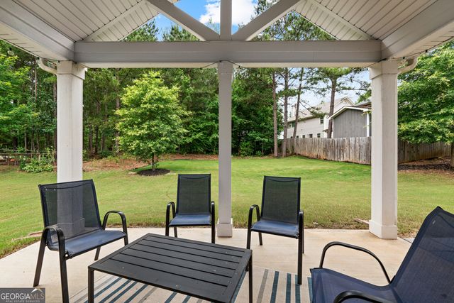 7 S York Drive, Newnan, GA 30265