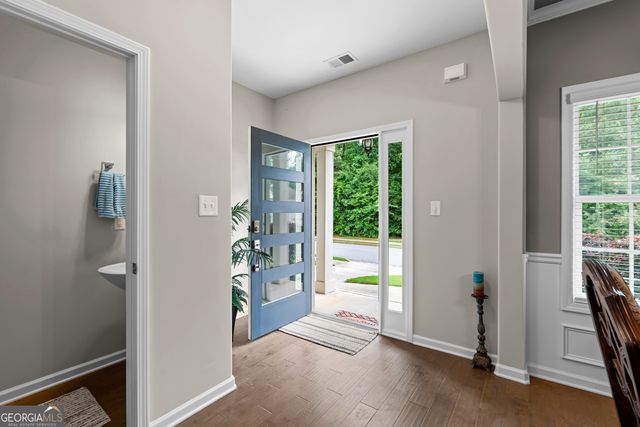 7 S York Drive, Newnan, GA 30265