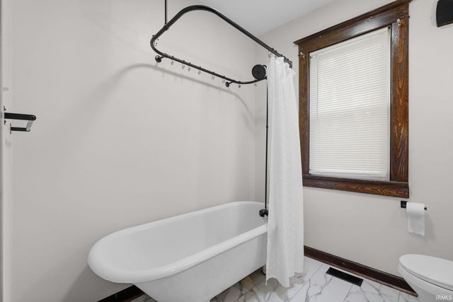 2825 Forest Avenue, Evansville, IN 47712