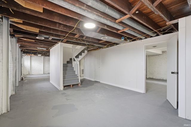 2825 Forest Avenue, Evansville, IN 47712