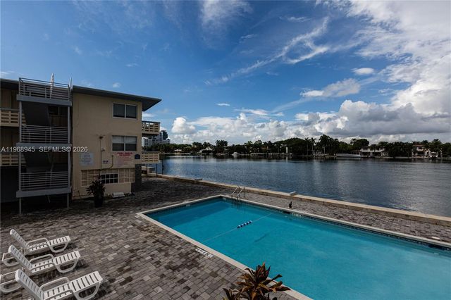 6484 indian creek 132, Miami Beach, FL 33141