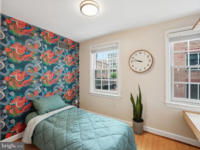 6 SNOWS CT NW, Washington, DC 20037