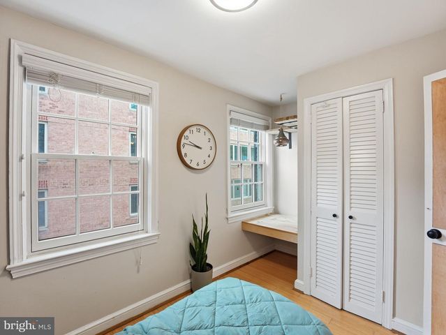 6 SNOWS CT NW, Washington, DC 20037