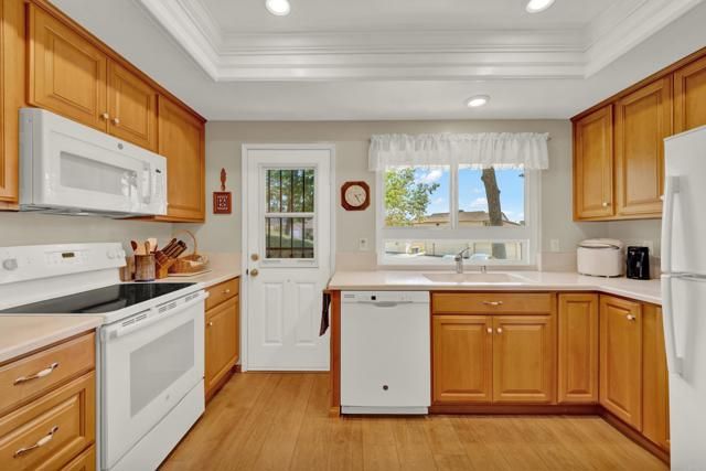 6050 Henderson Drive 16, La Mesa, CA 91942