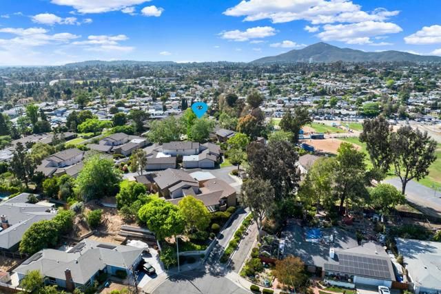 6050 Henderson Drive 16, La Mesa, CA 91942