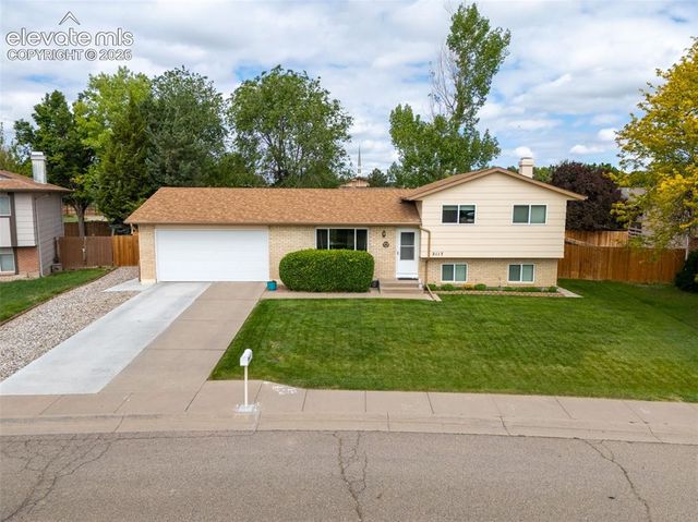 2117 Chautard Drive, Pueblo, CO 81005
