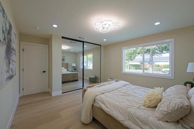 922 Iris Avenue, Sunnyvale, CA 94086