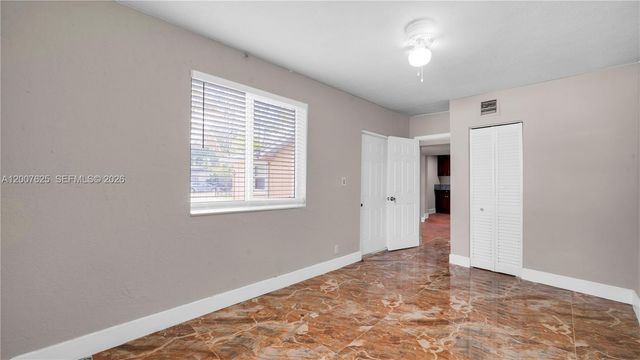 1124 NW 100th Ter 2, Miami, FL 33150