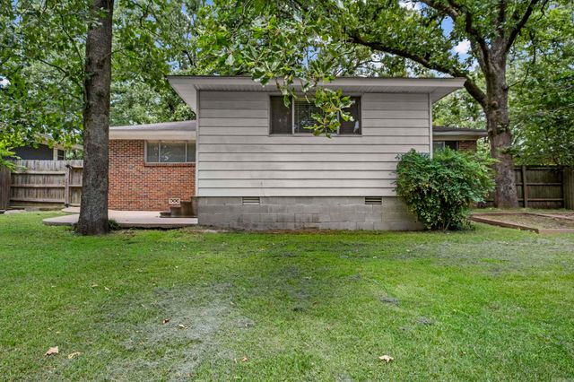 1514 Crestwood Road, North Little Rock, AR 72116