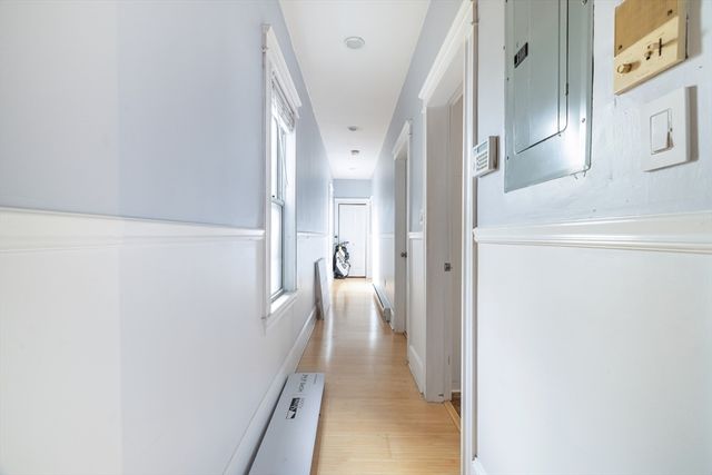 59 Gates St 101, Boston, MA 02127