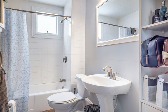 59 Gates St 101, Boston, MA 02127