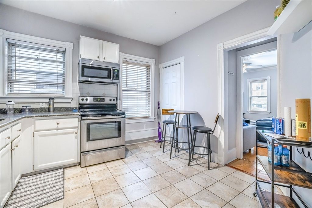 59 Gates St 101, Boston, MA 02127