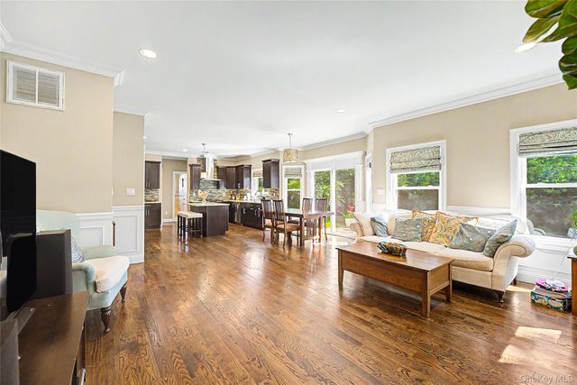 62 Georgia Drive, Syosset, NY 11791