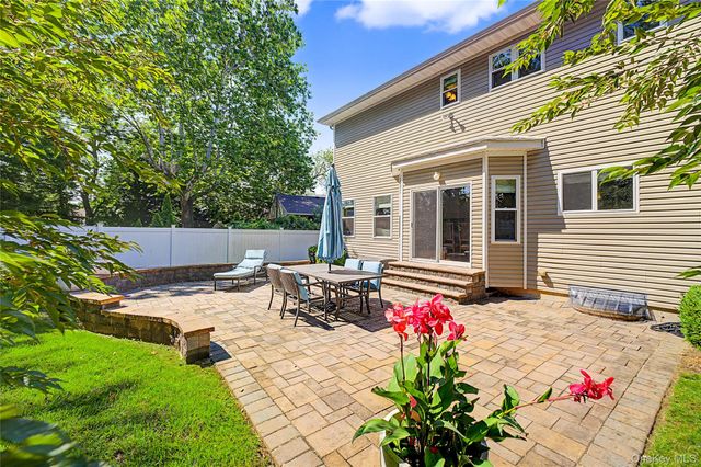 62 Georgia Drive, Syosset, NY 11791
