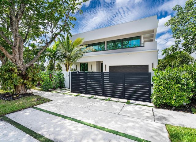 719 N Victoria Park Road, Fort Lauderdale, FL 33304