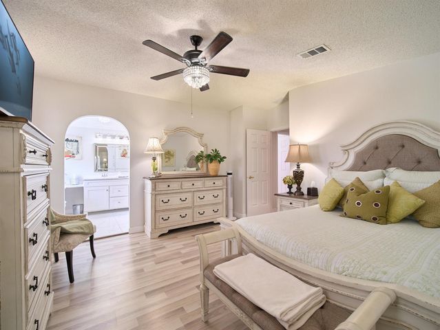 8126 Meadowlark Lane, Port St. Lucie, FL 34952
