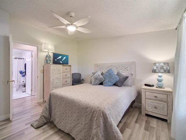 8126 Meadowlark Lane, Port St. Lucie, FL 34952