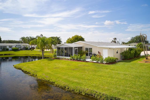 8126 Meadowlark Lane, Port St. Lucie, FL 34952