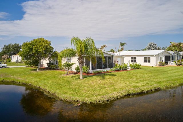 8126 Meadowlark Lane, Port St. Lucie, FL 34952