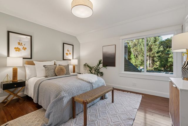 907 Portal Ave, Oakland, CA 94610