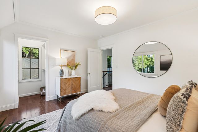 907 Portal Ave, Oakland, CA 94610