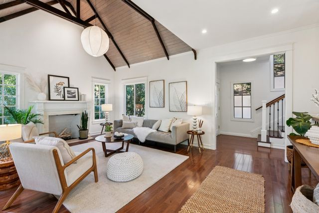 907 Portal Ave, Oakland, CA 94610