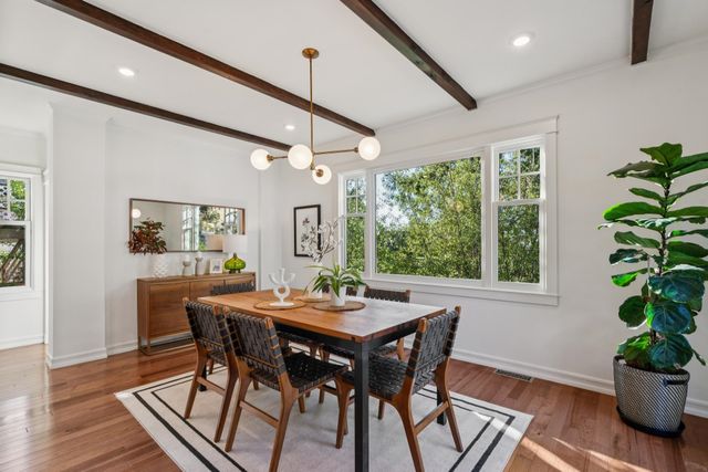 907 Portal Ave, Oakland, CA 94610