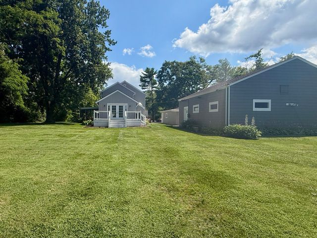 11110 79th Street, Willow Springs, IL 60525
