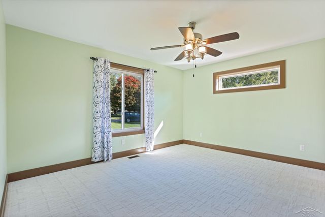 930 E North Street, Ithaca, MI 48847