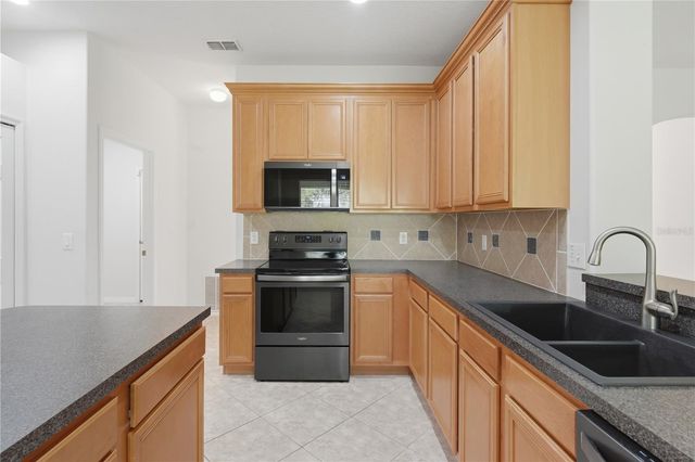 4203 ROCK HILL LOOP, Apopka, FL 32712