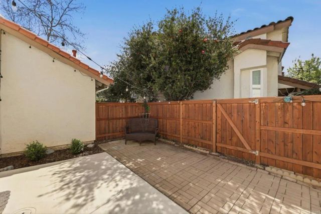 1651 S Juniper Street 206, Escondido, CA 92025