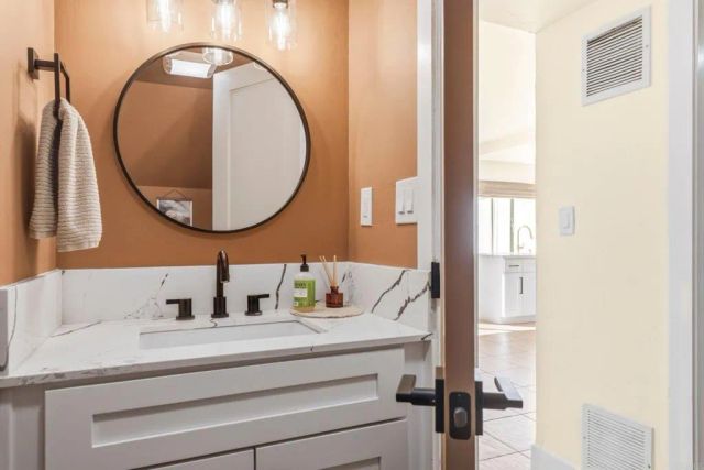 1651 S Juniper Street 206, Escondido, CA 92025