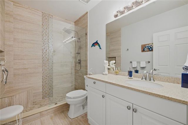 5111 W Hyde Park CT 101, Fort Myers, FL 33912