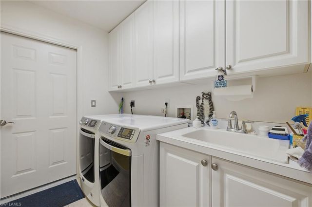 5111 W Hyde Park CT 101, Fort Myers, FL 33912