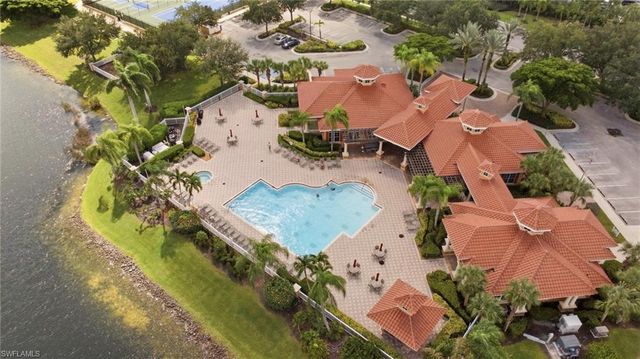 5111 W Hyde Park CT 101, Fort Myers, FL 33912